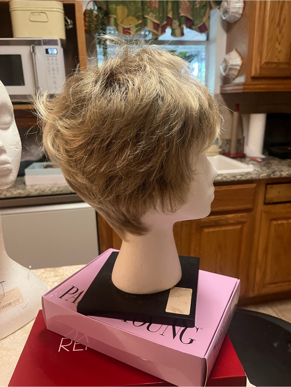 Regal #1 Short Women's Wig in Light Ash Blonde